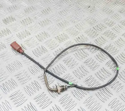 Volkswagen Tiguan Oil temperature sensor 04L906088DN