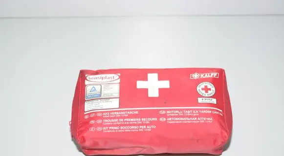 BMW 5 F10 F11 First aid kit 