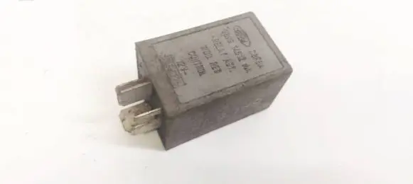 Ford Mondeo MK I Other relay 93BG14512AA C8F6A