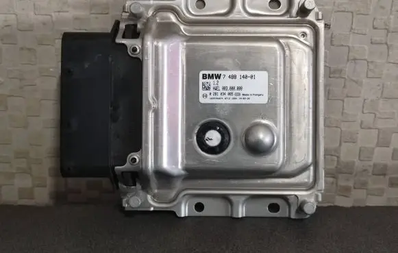 BMW 1 F20 F21 Adblue control unit 7488140