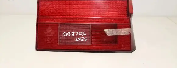 Seat Toledo I (1L) Tailgate rear/tail lights 1L0945093E