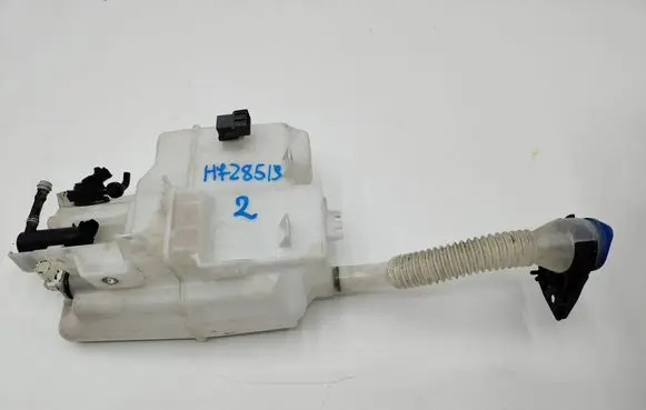 Mazda CX-5 II Windshield washer fluid reservoir/tank KD3567480 3670517591