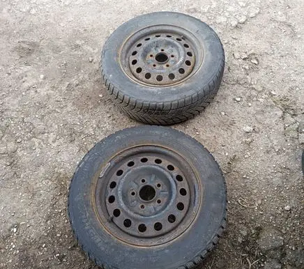 Hyundai Trajet R15 steel rim Nocode