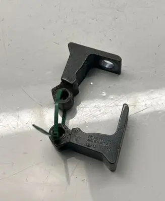 Audi A8 S8 D4 4H Front door upper hinge 4H0831402A