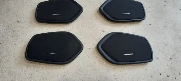 Side speaker trim/cover