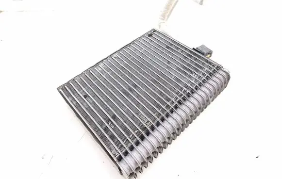 Air conditioning (A/C) radiator (interior)