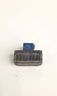 Opel Zafira B Glow plug pre-heat relay 55353011 51299014