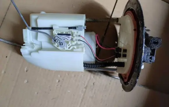 Mazda 6 Mechanical fuel pump L609 1019623200