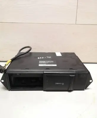 Seat Alhambra (Mk1) CD/DVD changer 1J5035111A