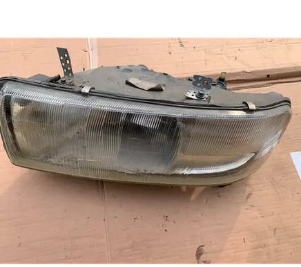 Renault Master II Headlight/headlamp 7701044518 90071941 82009929