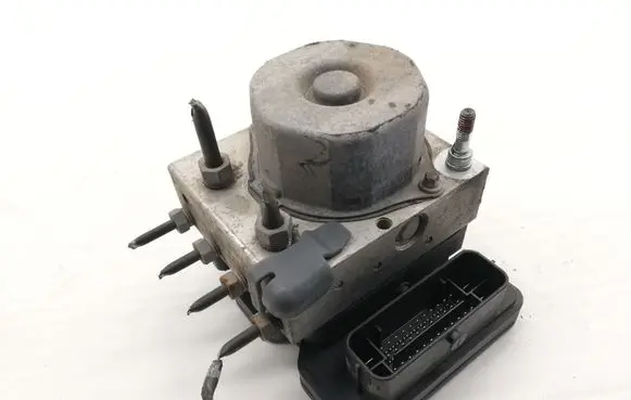 Toyota Auris E180 ABS Pump 2265106455