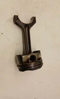 BMW X5 E70 Piston with connecting rod 7584125