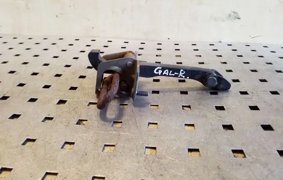 Volvo XC90 Rear door check strap stopper 8650061