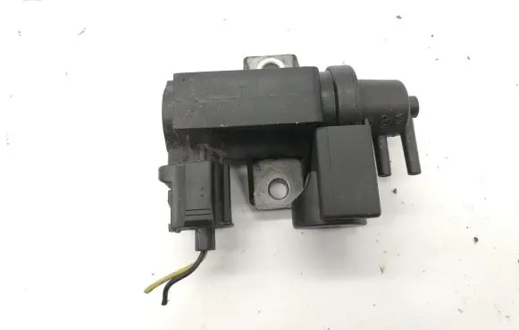 Toyota RAV 4 (XA30) Turbo solenoid valve 258190R011