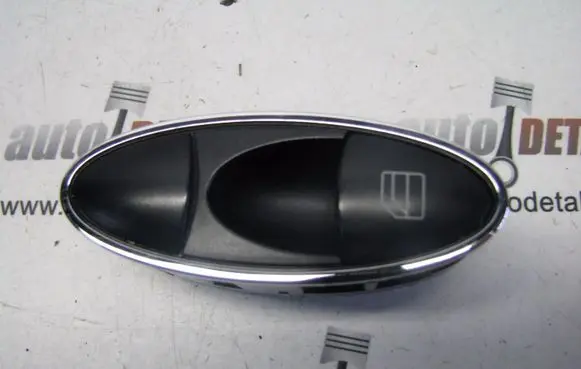 Mercedes-Benz E W211 Electric window control switch A2118219758