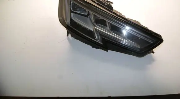 Audi A4 S4 B9 8W Headlight/headlamp 668AH526S 030129623400 8W0941036