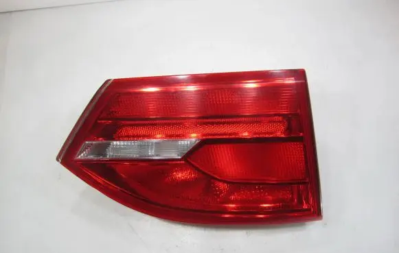 Volkswagen Jetta VI Rear/tail lights 5C6945093A