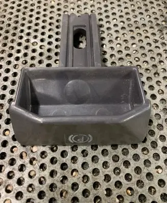 Mercedes-Benz Vito Viano W638 Hand brake release handle A6384270120