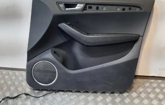 Audi Q5 SQ5 Front door card panel trim 8R2867106B 8R0971035T