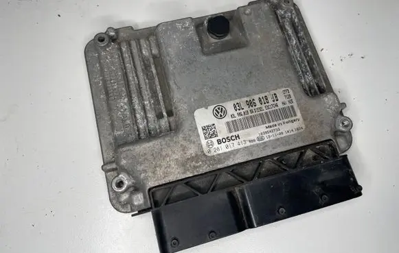 Skoda Superb B6 (3T) Engine control unit/module 03L906018JB 0281017413