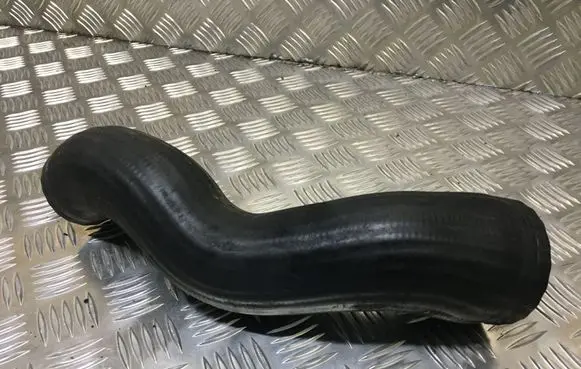 Volvo S60 Intercooler hose/pipe 30680218