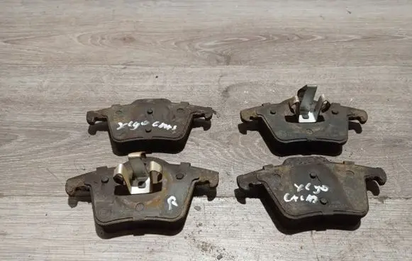 Volvo XC90 Brake pads (rear) 