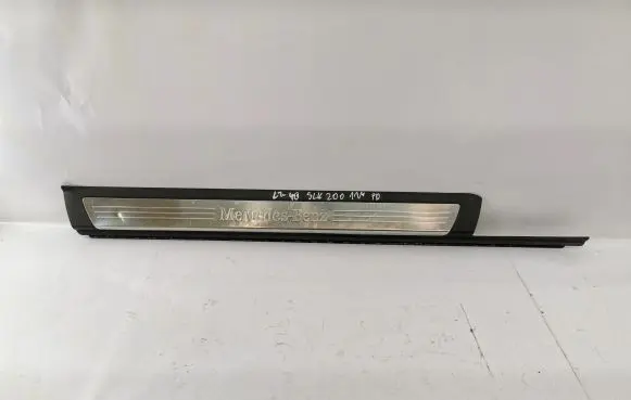 Mercedes-Benz SLK R172 Other sill/pillar trim element A1726800635