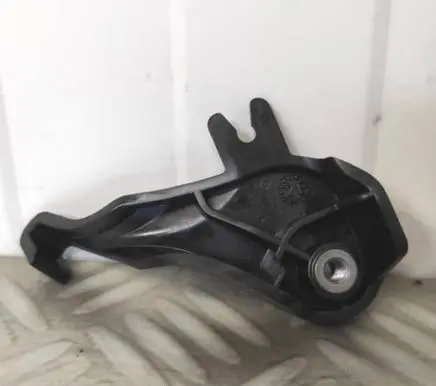 Peugeot Rifter AdBlue Liquid tank holder 9815104880