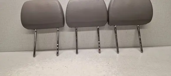 Volkswagen Transporter - Caravelle T5 Front seat headrest 