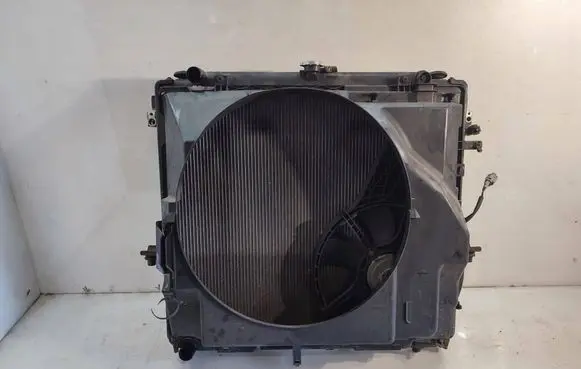 Nissan Navara Radiator set