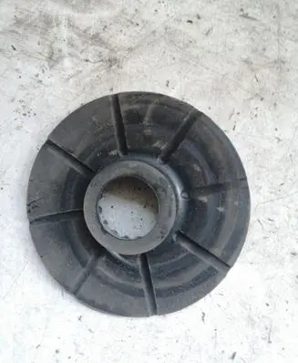 Opel Astra J Rear coil spring rubber mount 9053849696