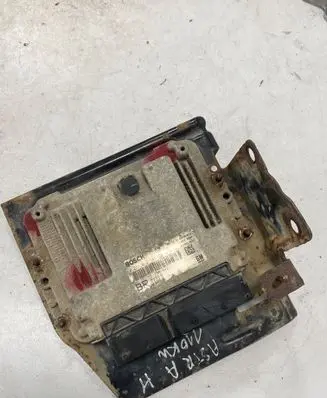 Opel Astra H Engine control unit/module 0281012549 1039S11633 55198922