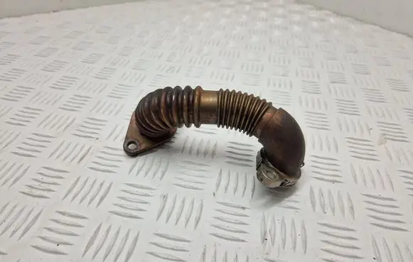 Renault Master III EGR valve line/pipe/hose 147252403R