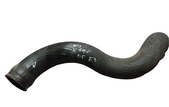 Volvo XC90 Intercooler hose/pipe