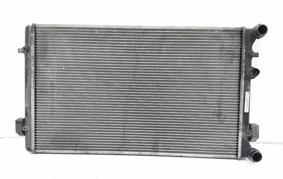 Skoda Octavia Mk1 (1U) Coolant radiator 1J0121253P
