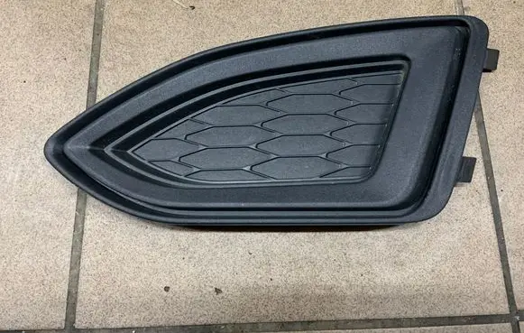 Ford Edge II Front fog light trim/grill FT4B19953 FT4B19953ABW
