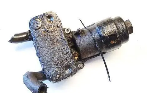 Opel Vectra B Oil filter cover 
