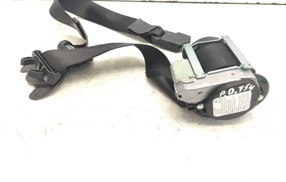 Maserati Ghibli Front seatbelt 628444100 628426600