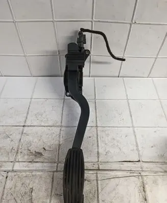 Alfa Romeo 147 Accelerator throttle pedal 0281002380