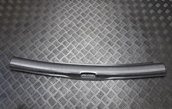 Volkswagen PASSAT B5 Other trunk/boot trim element 3B9863459G
