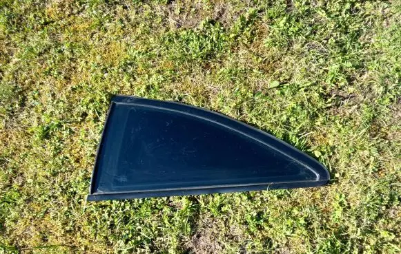 Mercedes-Benz C W203 Rear side window 43r001057