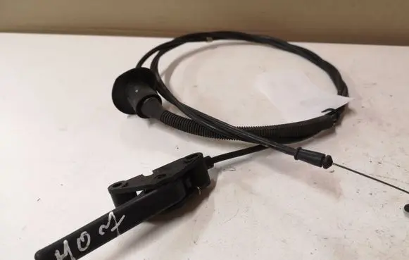 Peugeot 407 Engine bonnet (hood) release handle