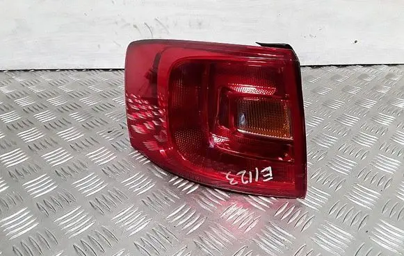 Rear/tail lights