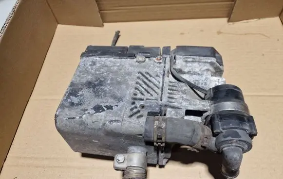 Volkswagen Golf V Auxiliary pre-heater (Webasto) 000002021232
