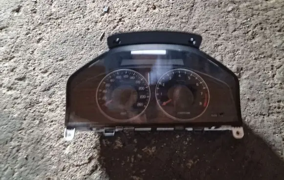 Volvo S80 Speedometer (instrument cluster) 30786622AB
