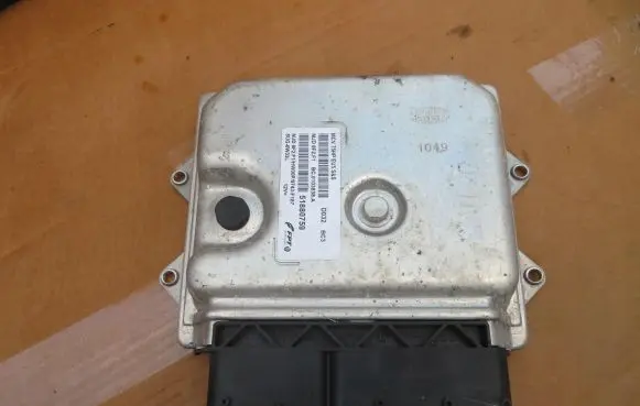 Fiat Fiorino Engine control unit/module ECU 51880759