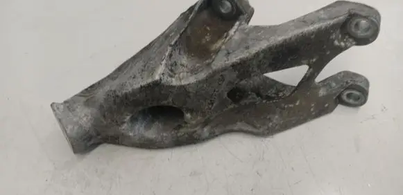 Audi A6 S6 C7 4G Engine mounting bracket 8K0199307BE