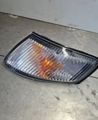 Mazda 626 Front indicator light 21061822