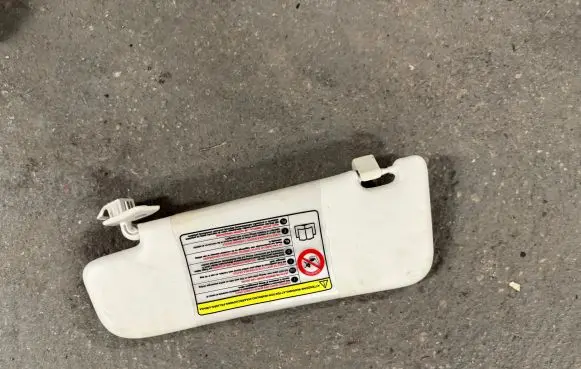 Fiat 500 Sun visor