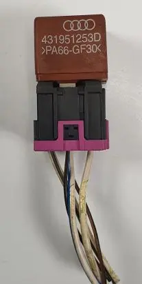 Audi TT Mk1 Other relay 431951253D